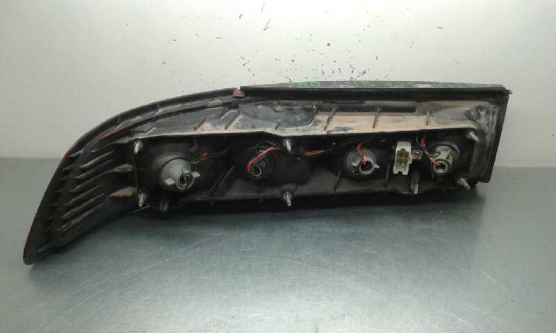Piloto Trasero Derecho para Mazda 323 Berlina (Bg)