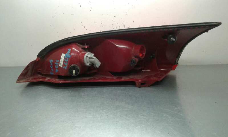 Piloto Trasero Derecho para Ford Focus Berlina (Cak)