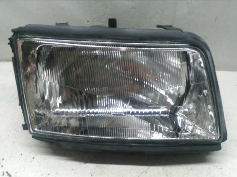 Faro Derecho para Audi 100 Berlina (C4)