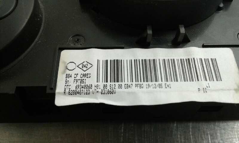Mando Climatizador para Renault Megane Ii Berlina 5P