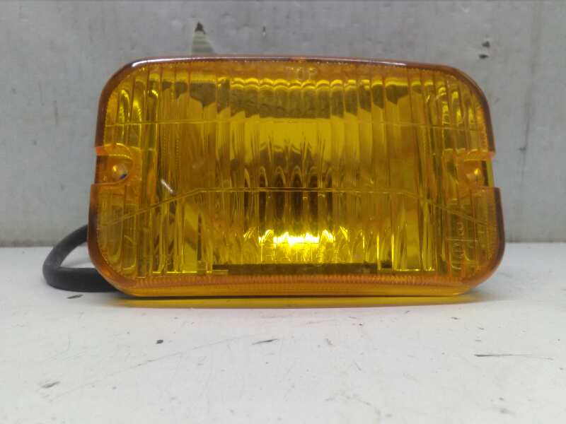 Faro Antiniebla Derecho para Universal Accesorio