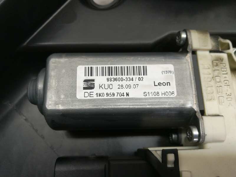 Elevalunas Trasero Derecho para Seat Leon (1P1)