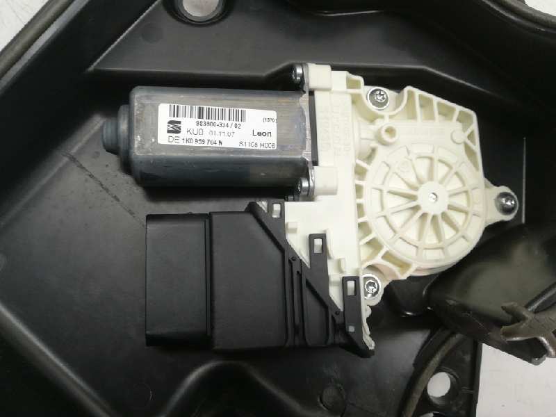 Elevalunas Trasero Derecho para Seat Leon (1P1)