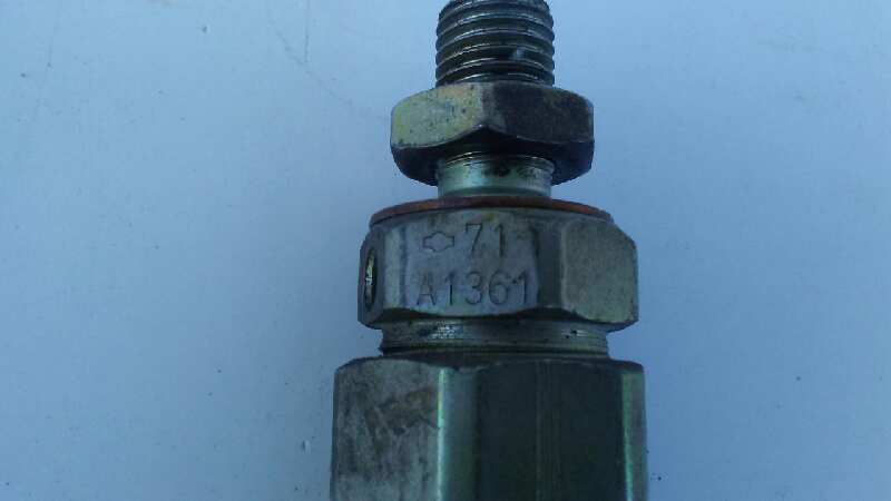 Inyector para Nissan Primera Berlina (P11)