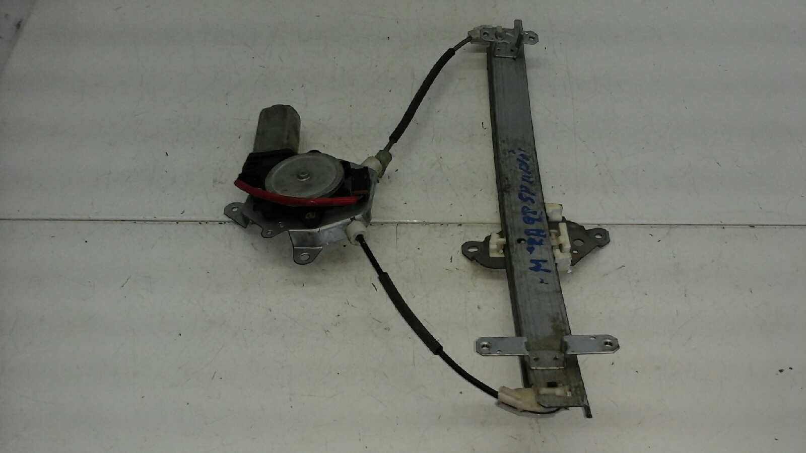 Elevalunas Delantero Derecho para Nissan Almera (N15)