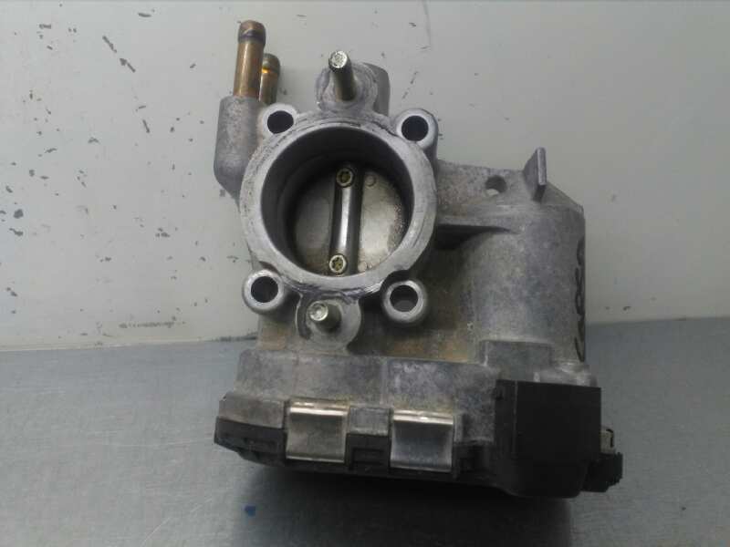 Caja Mariposa para Opel Corsa C