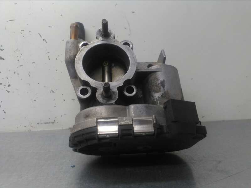Caja Mariposa para Opel Corsa C