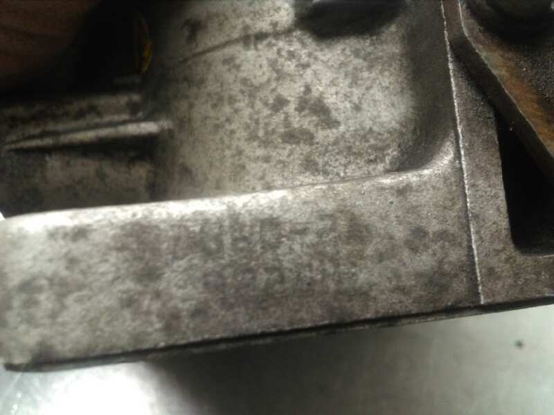 Caja Mariposa para Nissan Almera (N15)