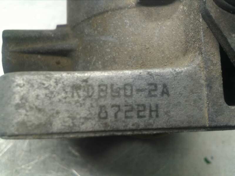 Caja Mariposa para Nissan Almera (N15)