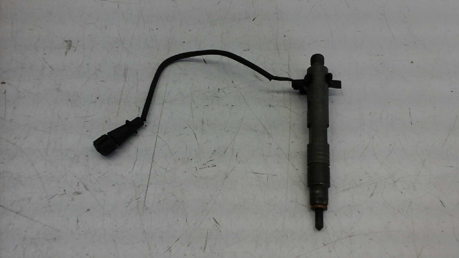 Inyector para Renault Clio Ii Fase Ii (B/Cb0)