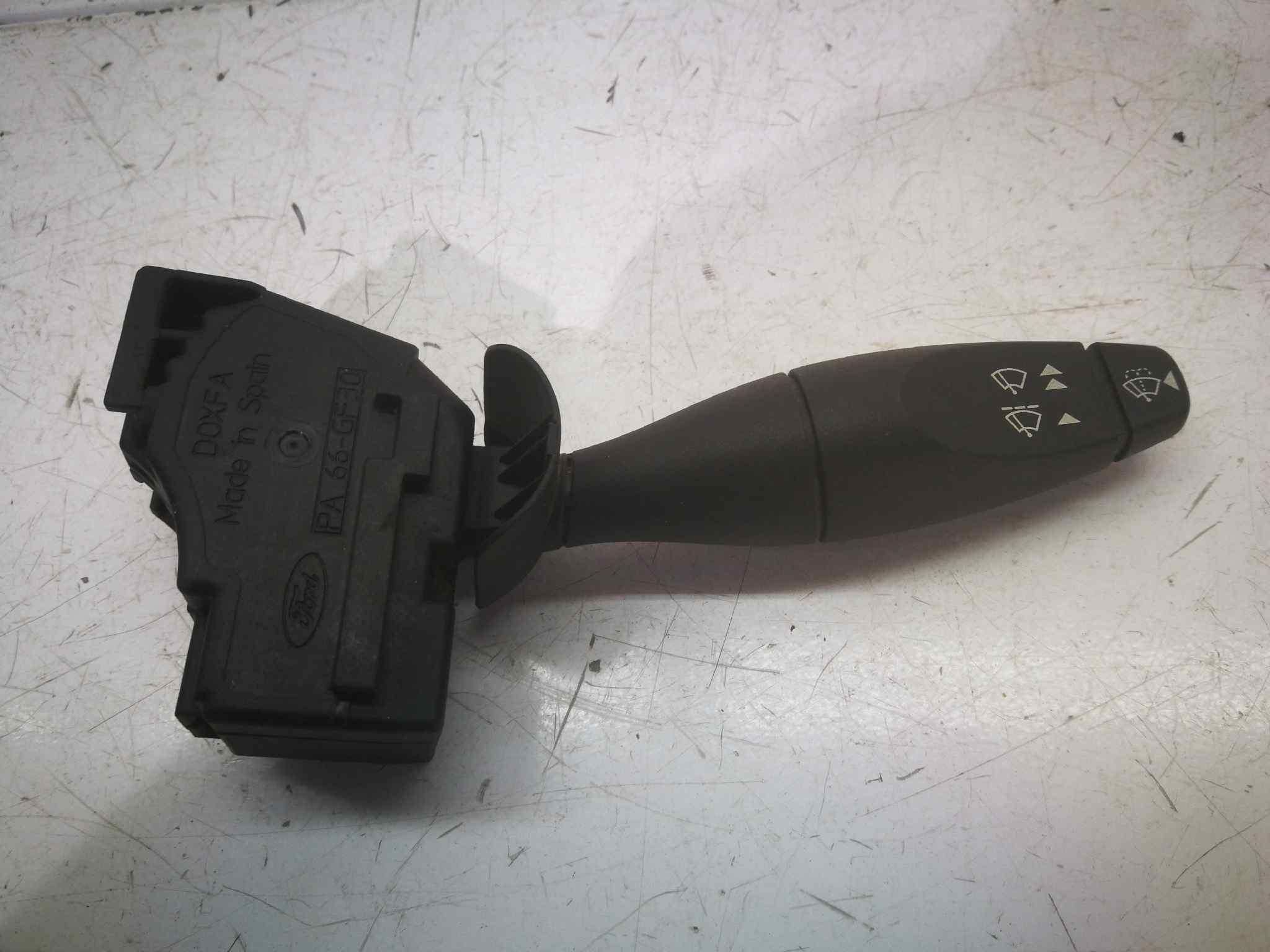 Mando Limpia para Ford Focus Berlina (Cak)