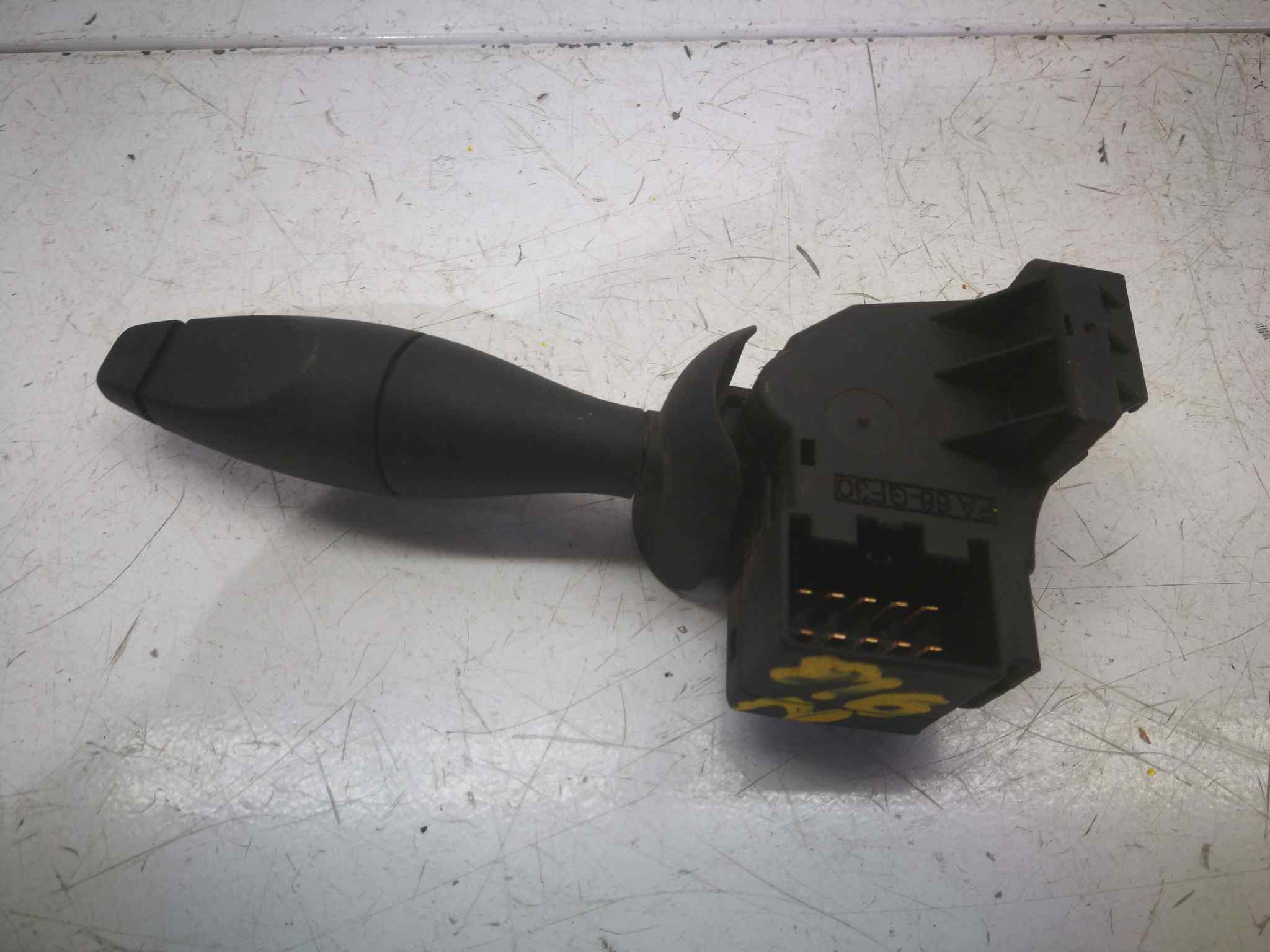 Mando Limpia para Ford Fiesta (Cbk)
