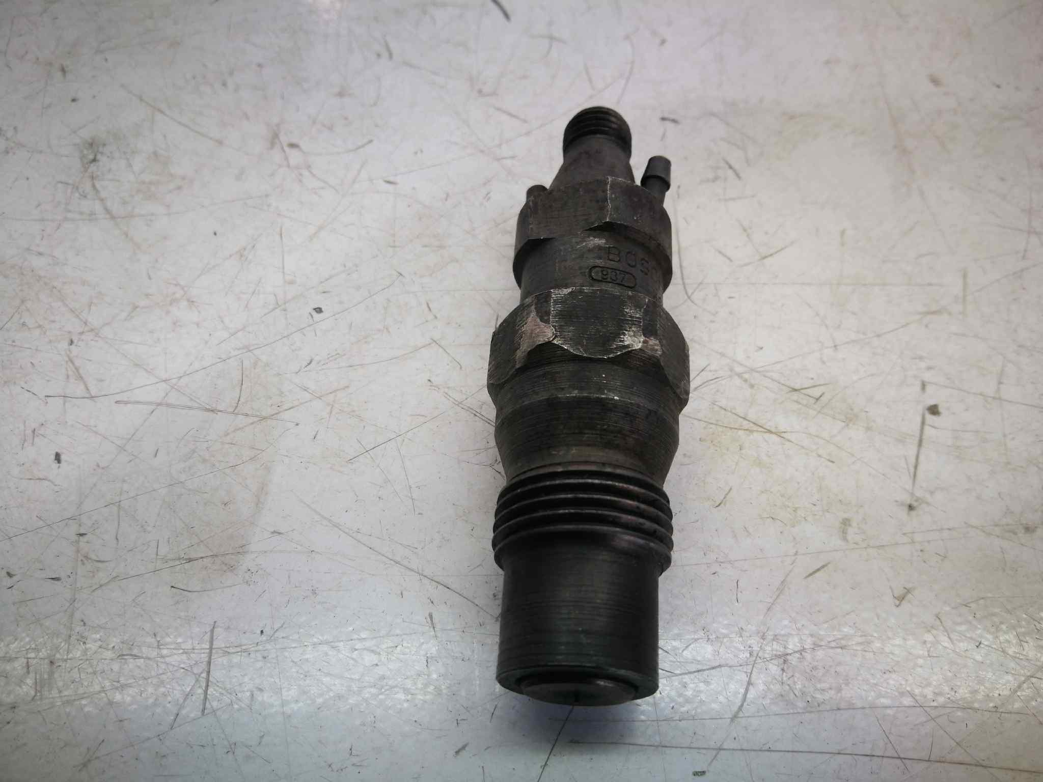 Inyector para Renault Rapid/Express (F40)