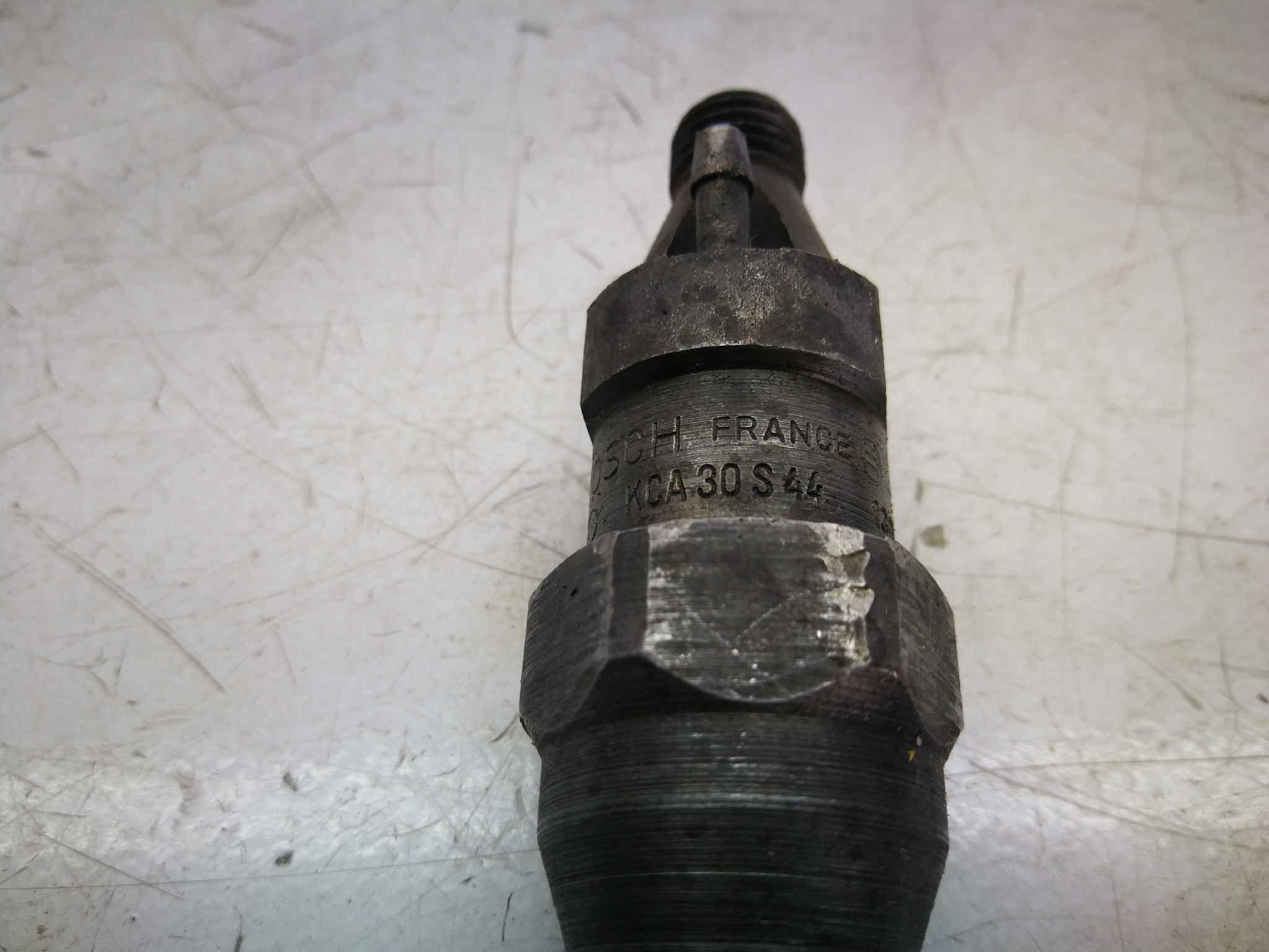 Inyector para Renault Rapid/Express (F40)