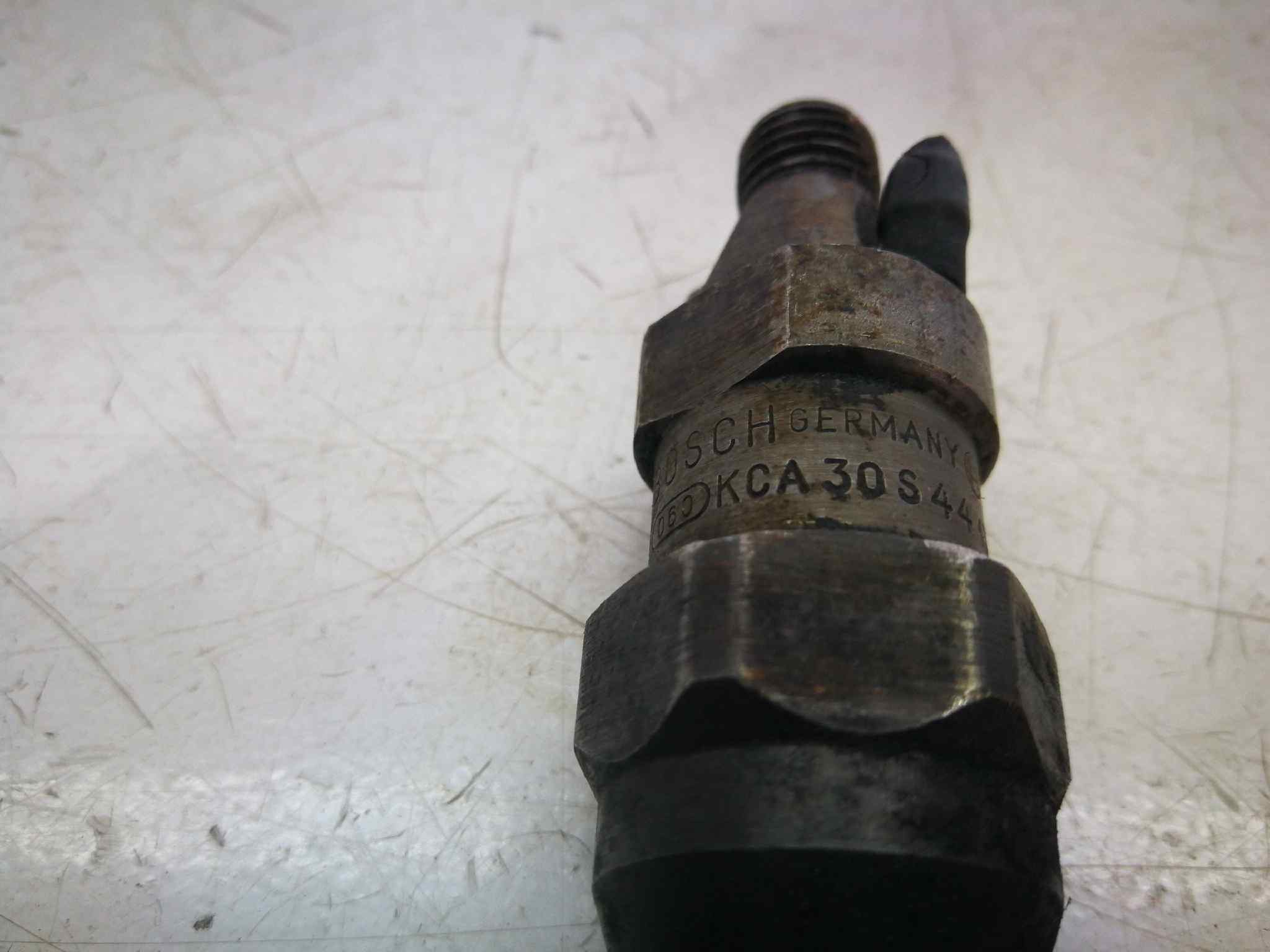 Inyector para Renault Rapid/Express (F40)