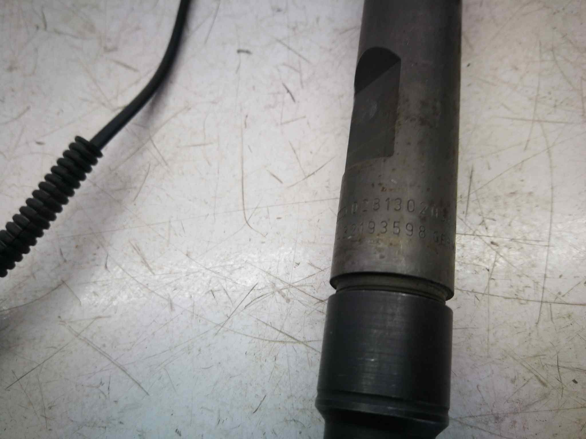 Inyector para Seat Ibiza (6L1)