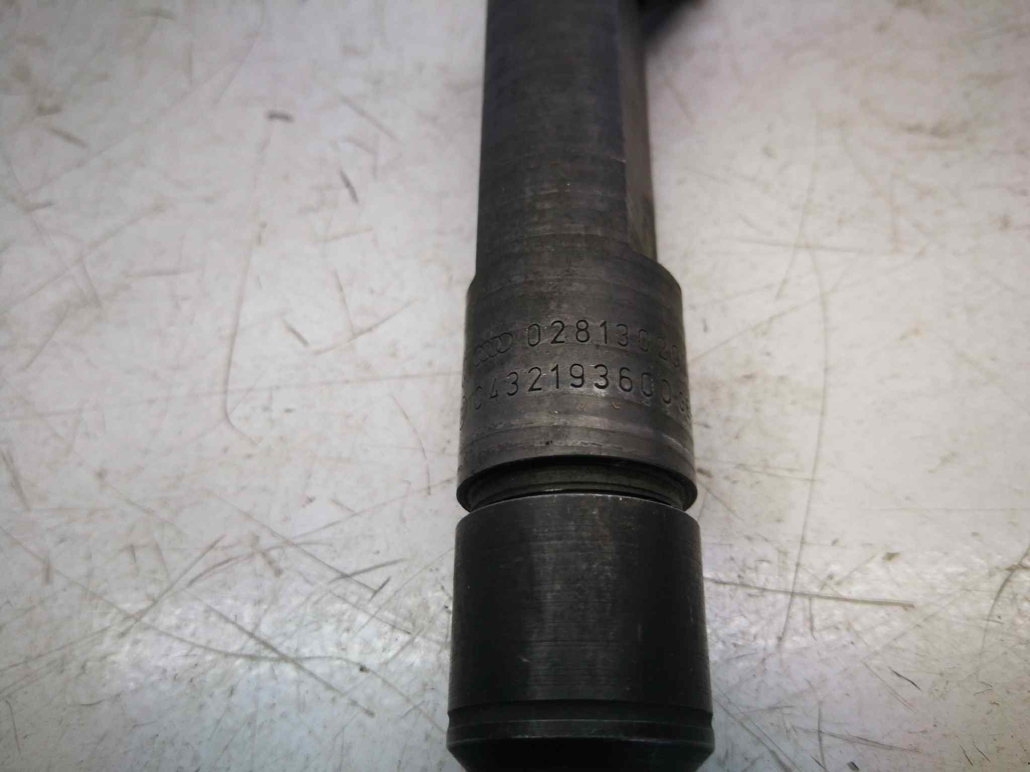 Inyector para Seat Ibiza (6L1)