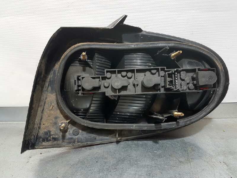 Piloto Trasero Izquierdo para Renault Megane I Coupe Fase 2 (Da..)