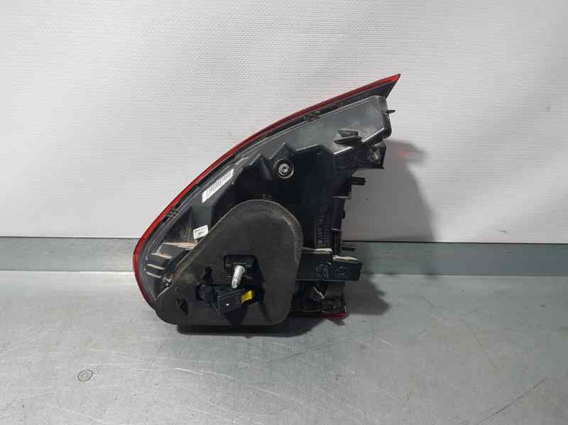 Piloto Trasero Izquierdo para Peugeot 2008 (--.2013->)