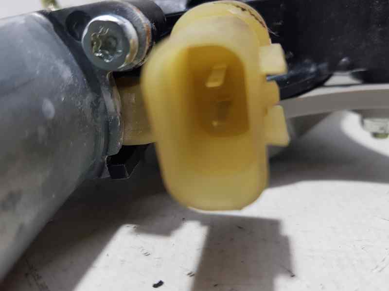 Elevalunas Delantero Derecho para Kia Rio (Yb)