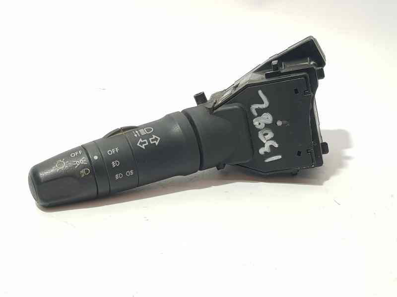 Mando Luces para Nissan Terrano/Terrano.ii (R20)