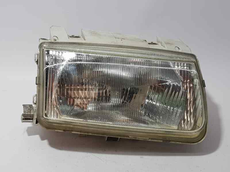 Faro Derecho para Volkswagen Polo Berlina (6N1)
