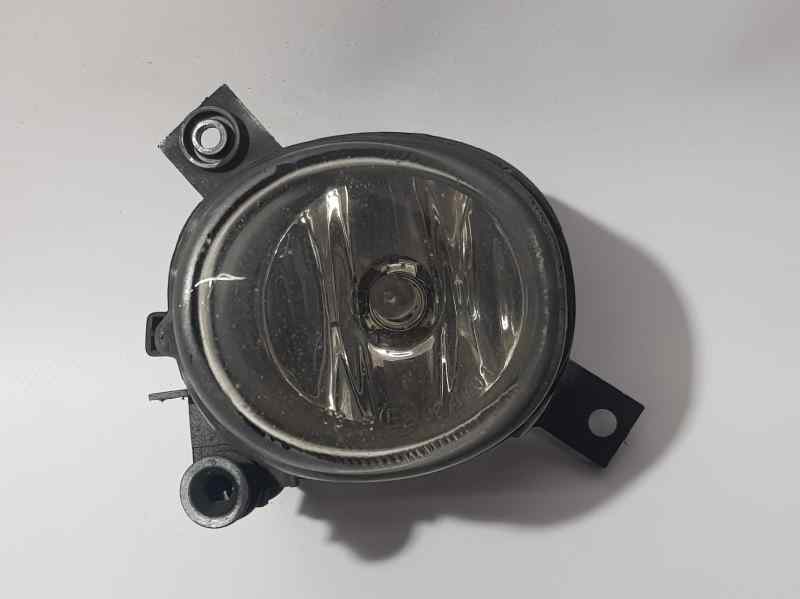 Faro Antiniebla Izquierdo para Audi A4 Berlina (8E)