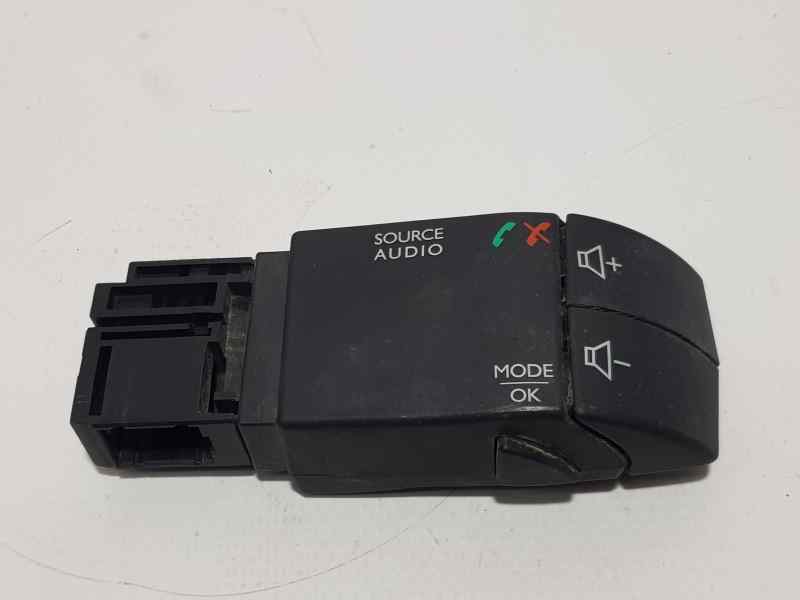 Mando Radio para Dacia Sandero