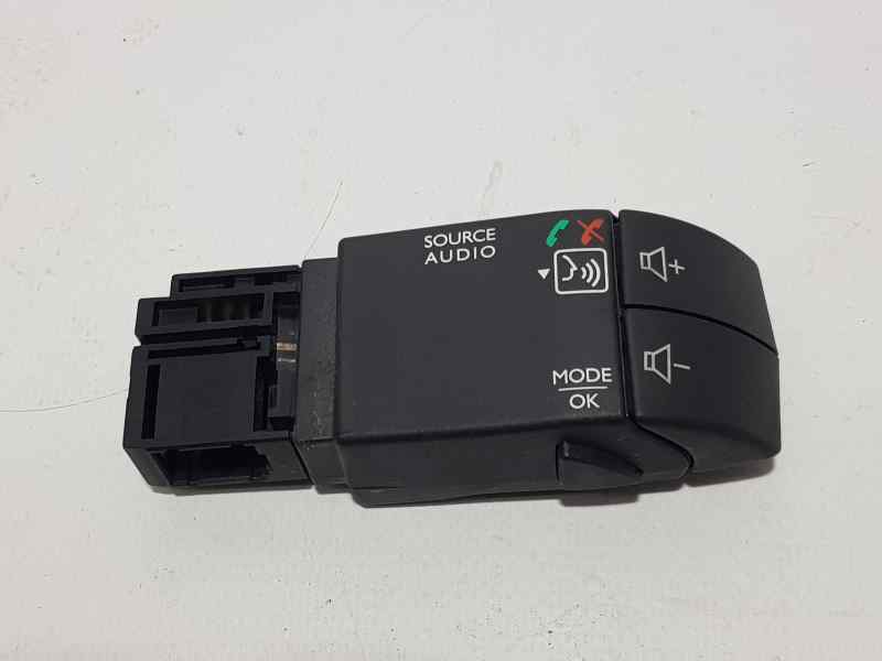 Mando Radio para Dacia Sandero