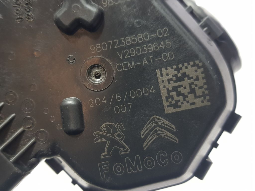 Caja Mariposa para Peugeot 208