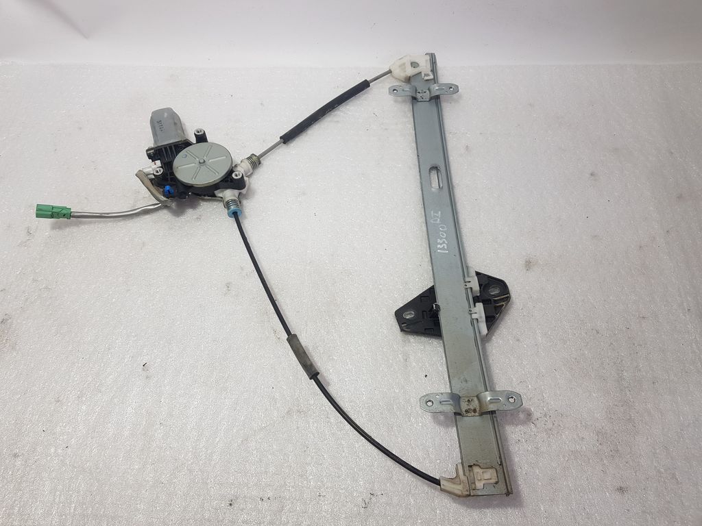 Elevalunas Delantero Derecho para Honda Cr-V (Rd8)