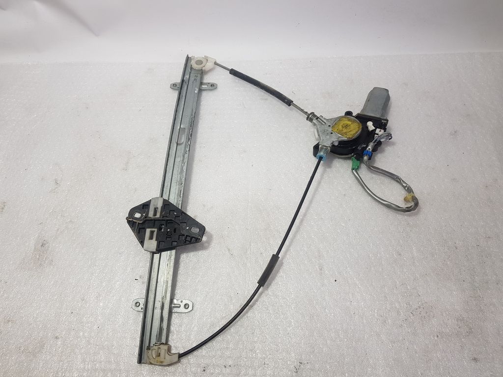 Elevalunas Delantero Derecho para Honda Cr-V (Rd8)
