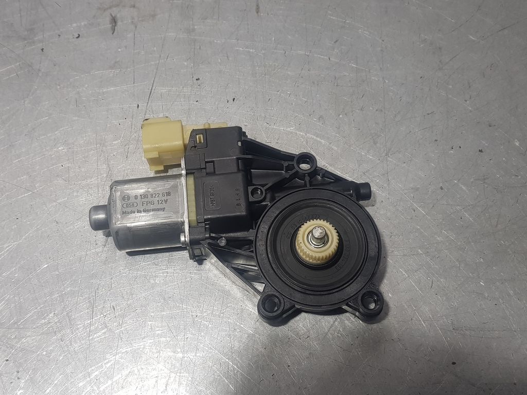 Motor Elevalunas Delantero Izquierdo para Ford Fiesta (Ccn)