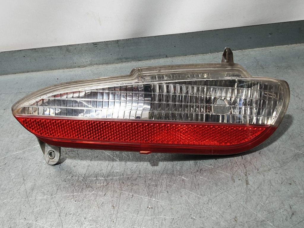 Piloto Trasero Derecho Paragolpes para Fiat Punto (199)