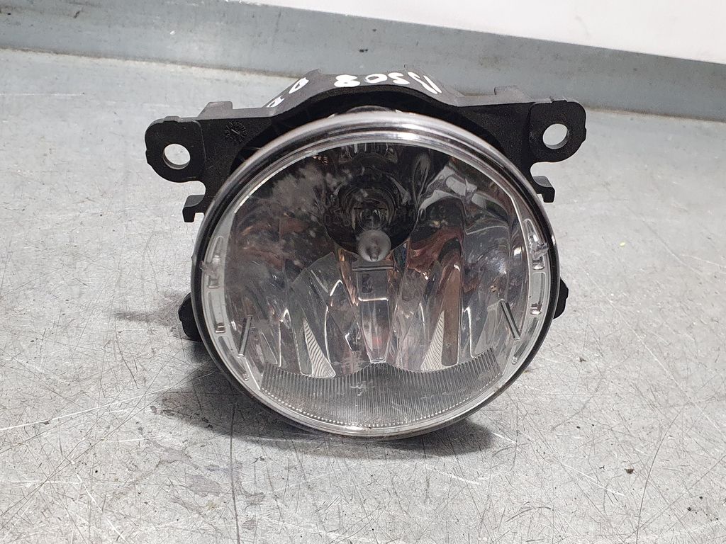Faro Antiniebla Derecho para Dacia Sandero