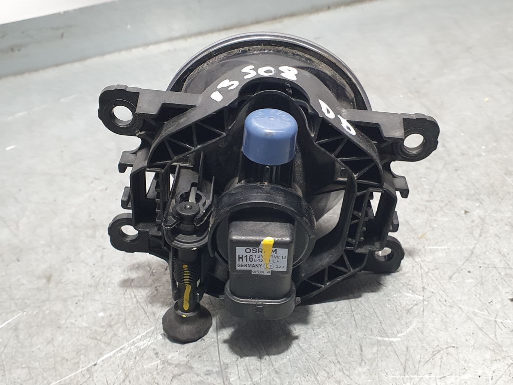 Faro Antiniebla Derecho para Dacia Sandero