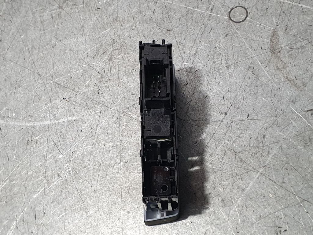 Interruptor para Seat Ibiza (Kj1)