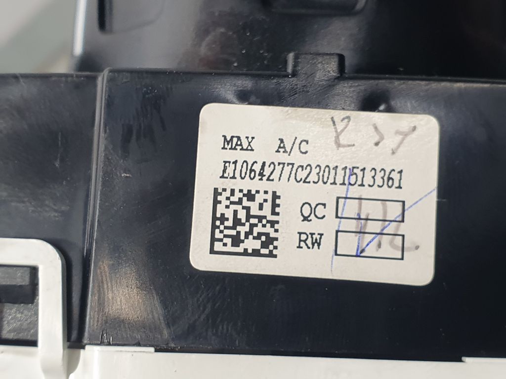 Mando Calefaccion / Aire Acondicionado para Ford Fiesta (Ccn)