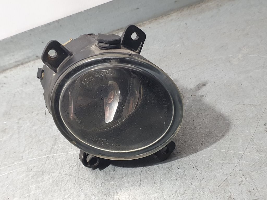 Faro Antiniebla Derecho para Ford Mondeo Berlina (Ge)