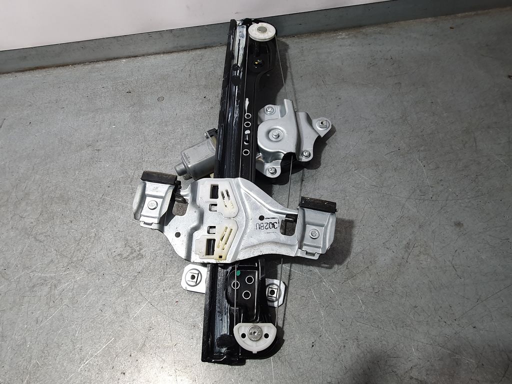 Elevalunas Delantero Derecho para Chevrolet Aveo Sedán