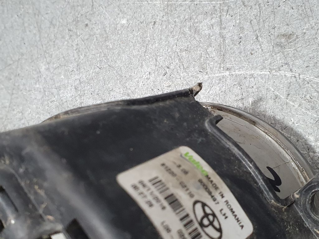 Faro Antiniebla Izquierdo para Toyota Auris