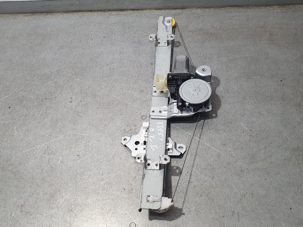 Elevalunas Delantero Izquierdo para Nissan Micra V (K14)