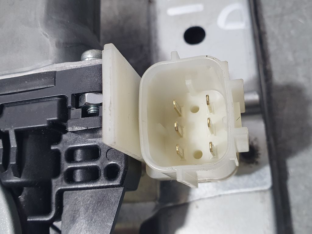 Elevalunas Delantero Derecho para Nissan Micra V (K14)