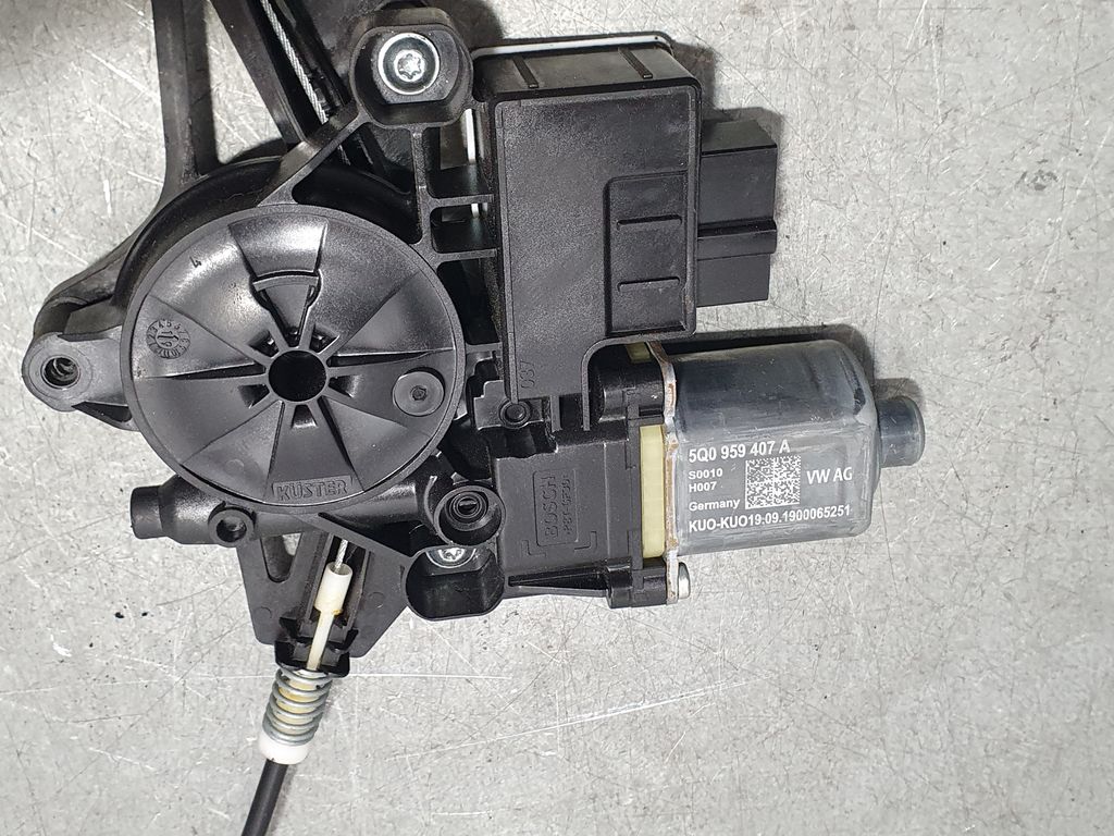 Elevalunas Trasero Izquierdo para Skoda Octavia Lim. (5E3)