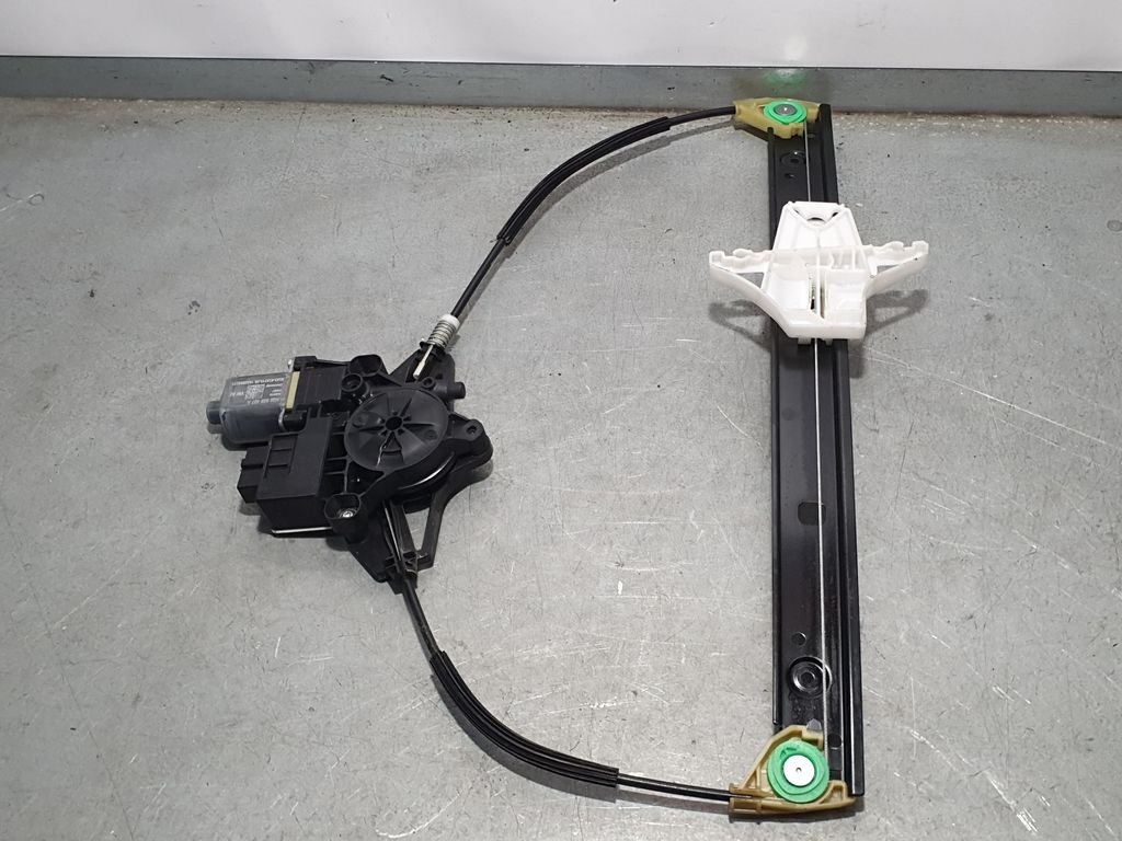 Elevalunas Trasero Izquierdo para Skoda Octavia Lim. (5E3)