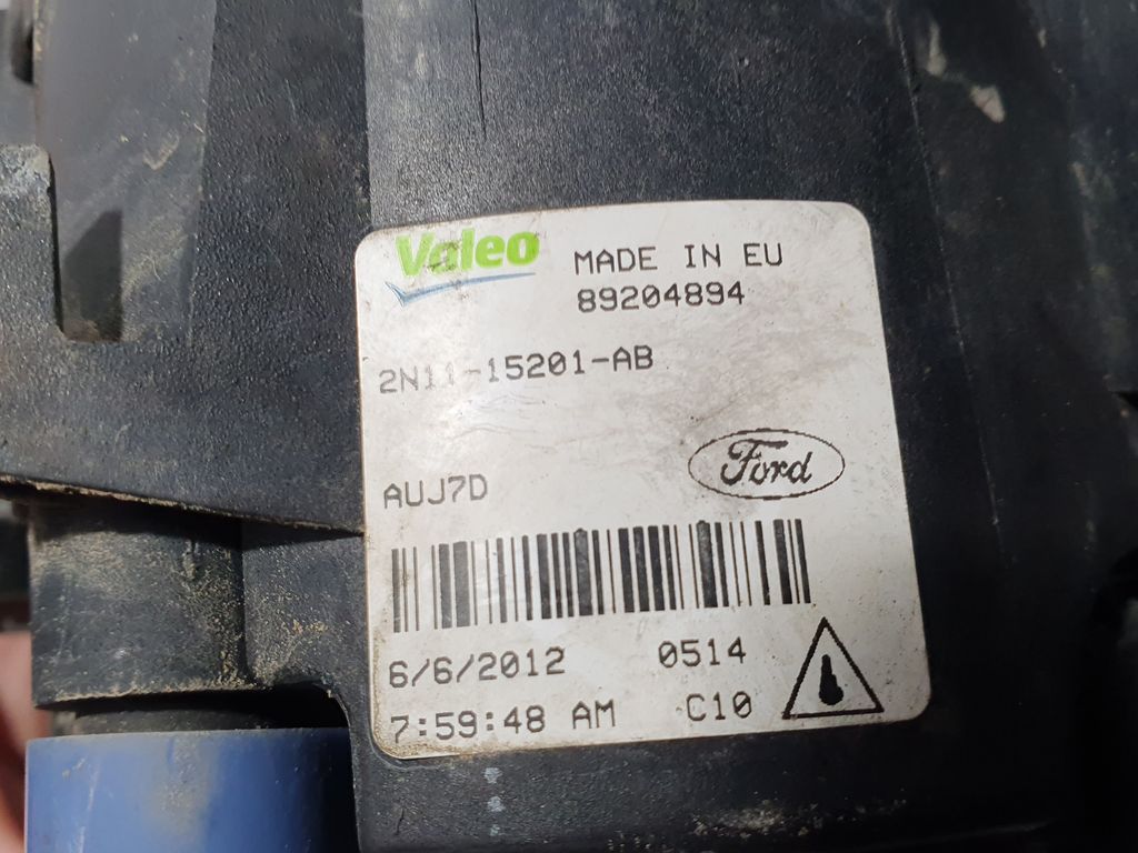 Faro Antiniebla Izquierdo para Ford Focus Lim. (Cb8)