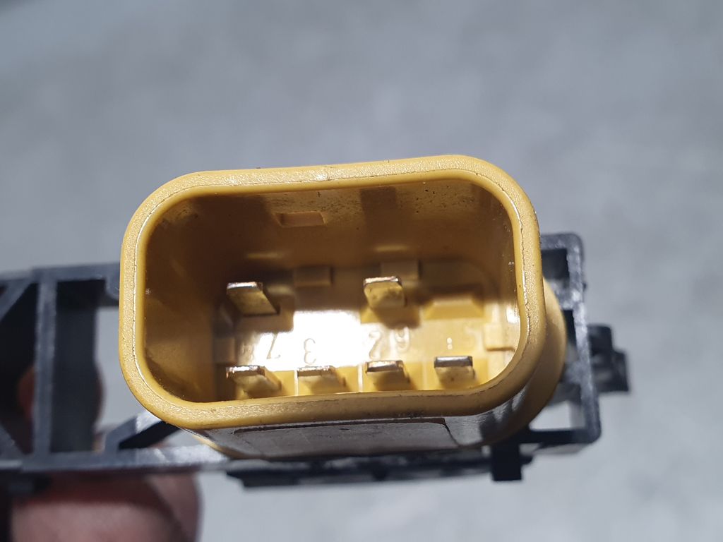 Mando Elevalunas Delantero Derecho para Ford Fiesta (Cb1)