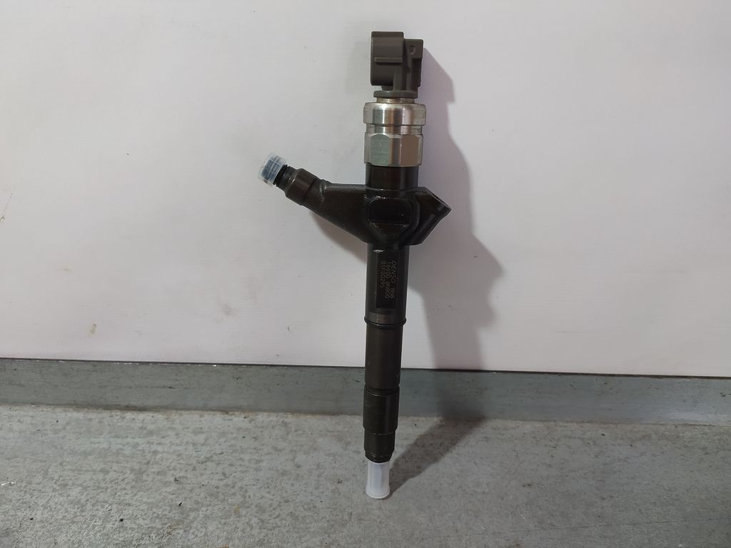 Inyector para Nissan Almera (N16/E)