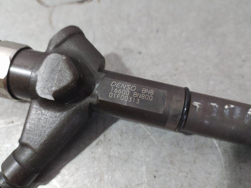 Inyector para Nissan Almera (N16/E)