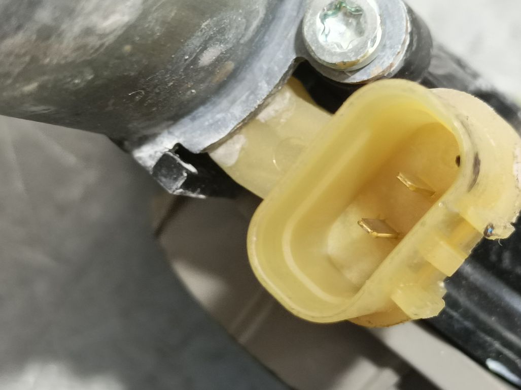 Elevalunas Delantero Derecho para Kia Rio (Yb)